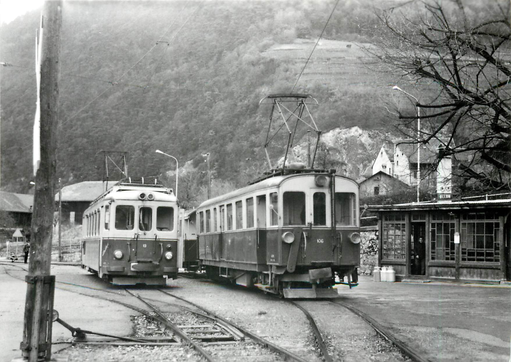 CPM Automotrices BDeh 4/4 13 et BDe 4/4 106 a Ollon 8.2.1970