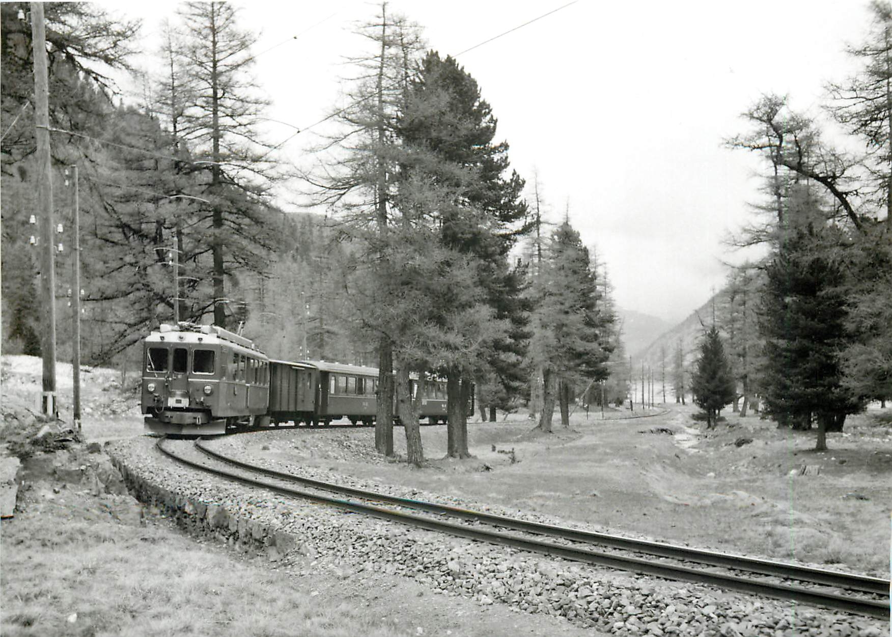CPM Train de Pontresina pres de Morteratsch Mai 1971