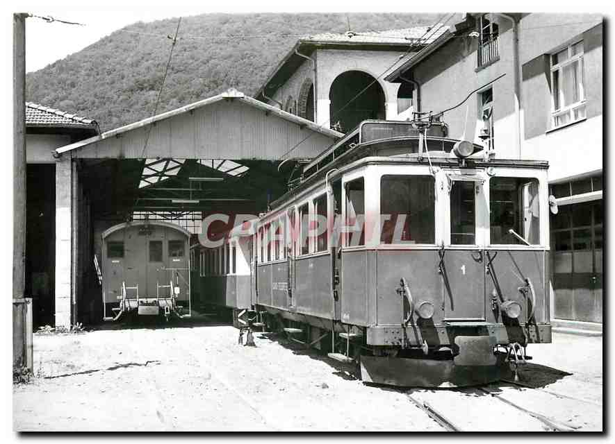 CPM ABFe 4/4 1 B4 15 et B 13 devant la remise de Tesserete 21.5.1967