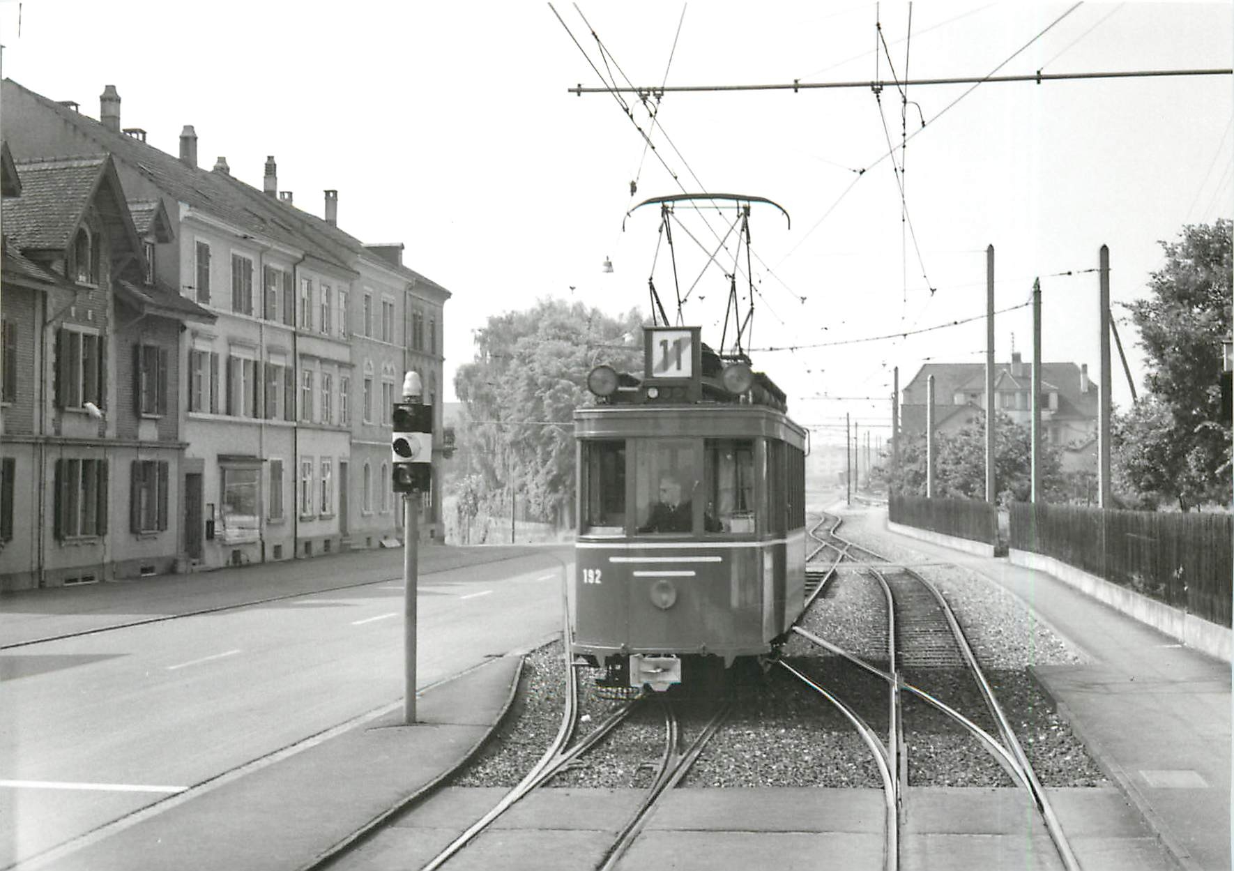 CPM Au terminus d'Aesch Be 2/2 206 avec remorque a 3 essieux 3.6.1960