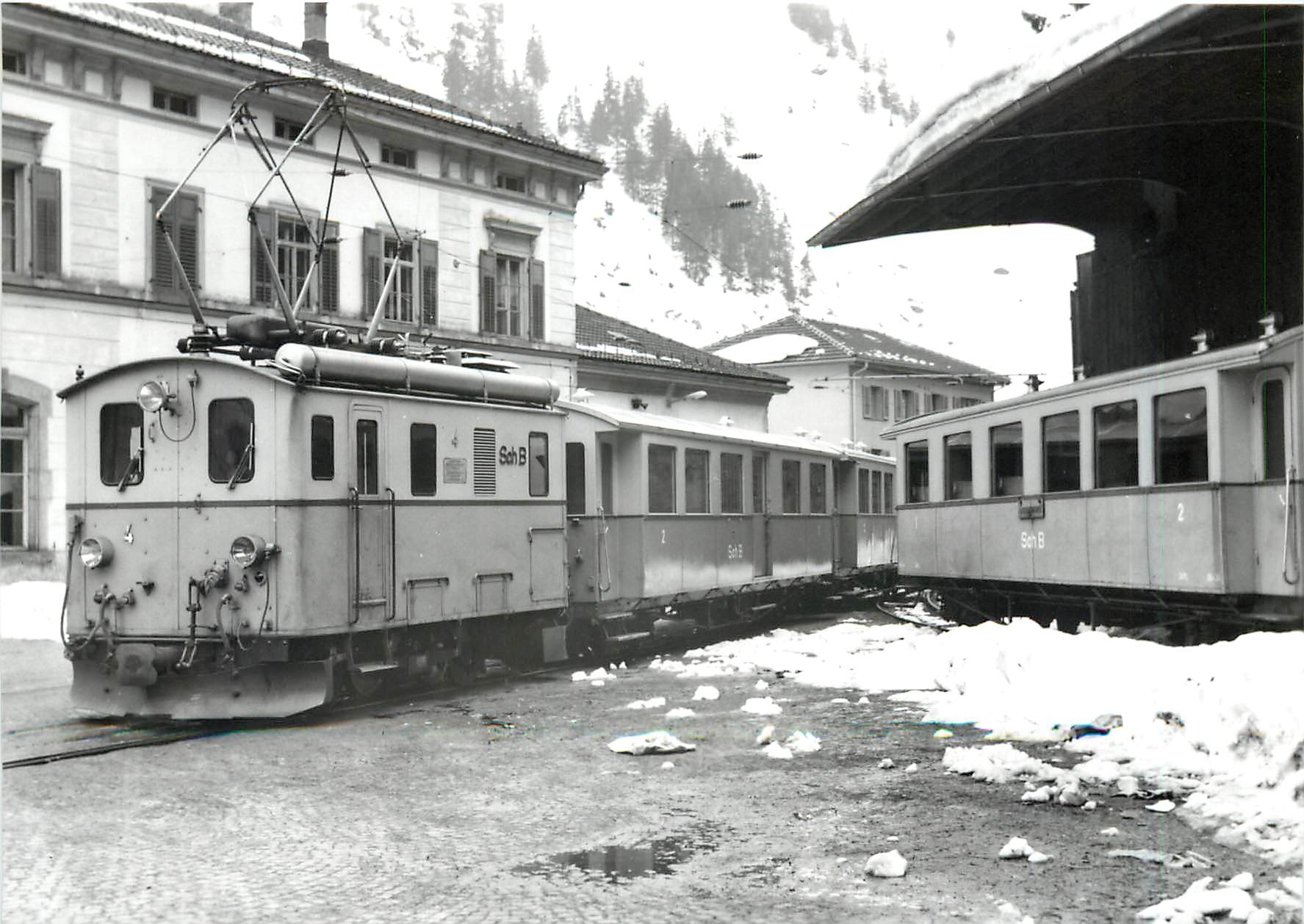 CPM Train pour Andermatt a Goeschenen 1961