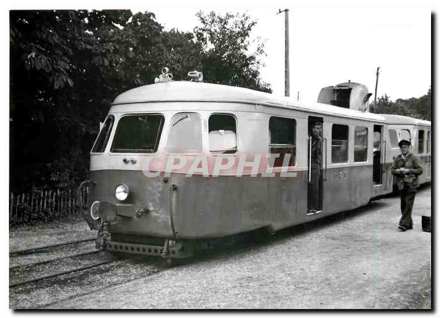 CPM Rame d'autorails a Chablis en 1951