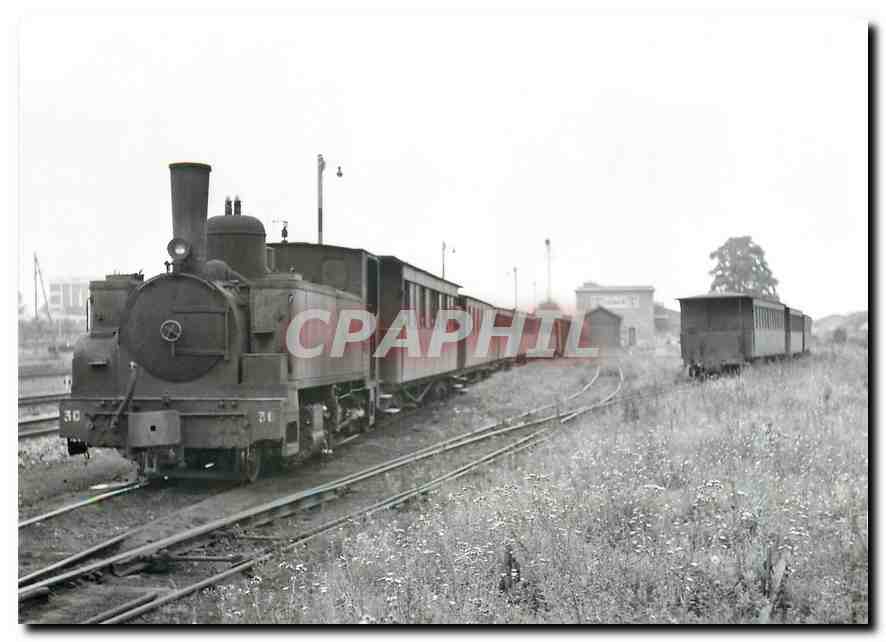 CPM Train de 14 h a 25 a Denain au depart pour Caudry 4.9.1957