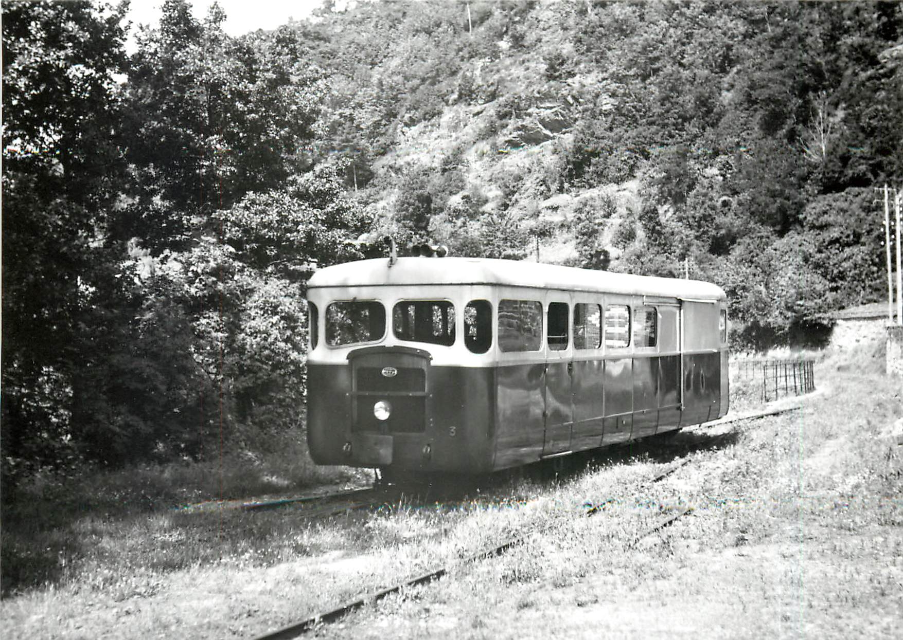 CPM Autorail Verney A3 pour service de messageries a Vabres 1953