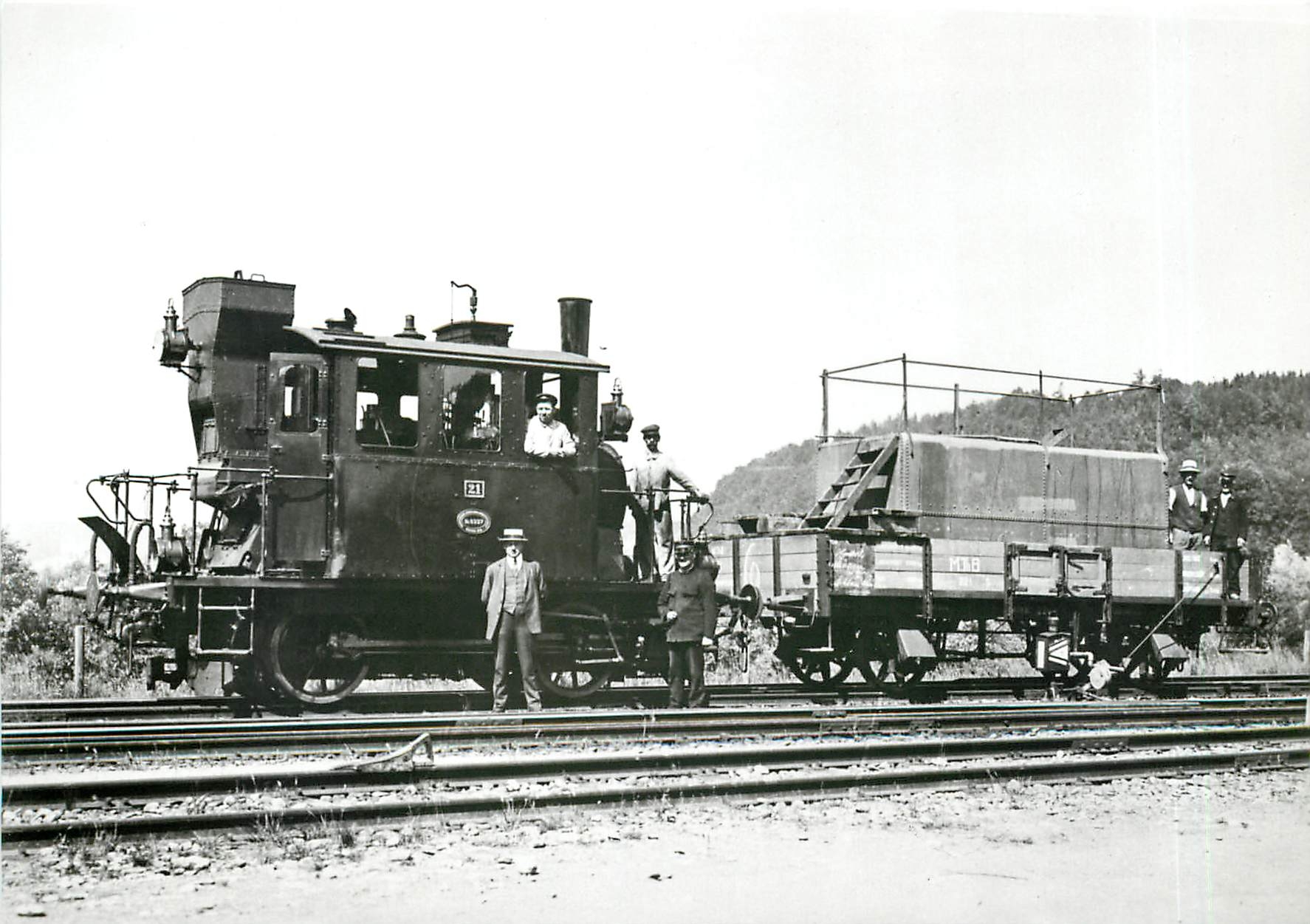 CPM Kampf gegen das Unkraut mit der STB Ed 2/2 21 und dem Spritzwagen S 221 der MThB