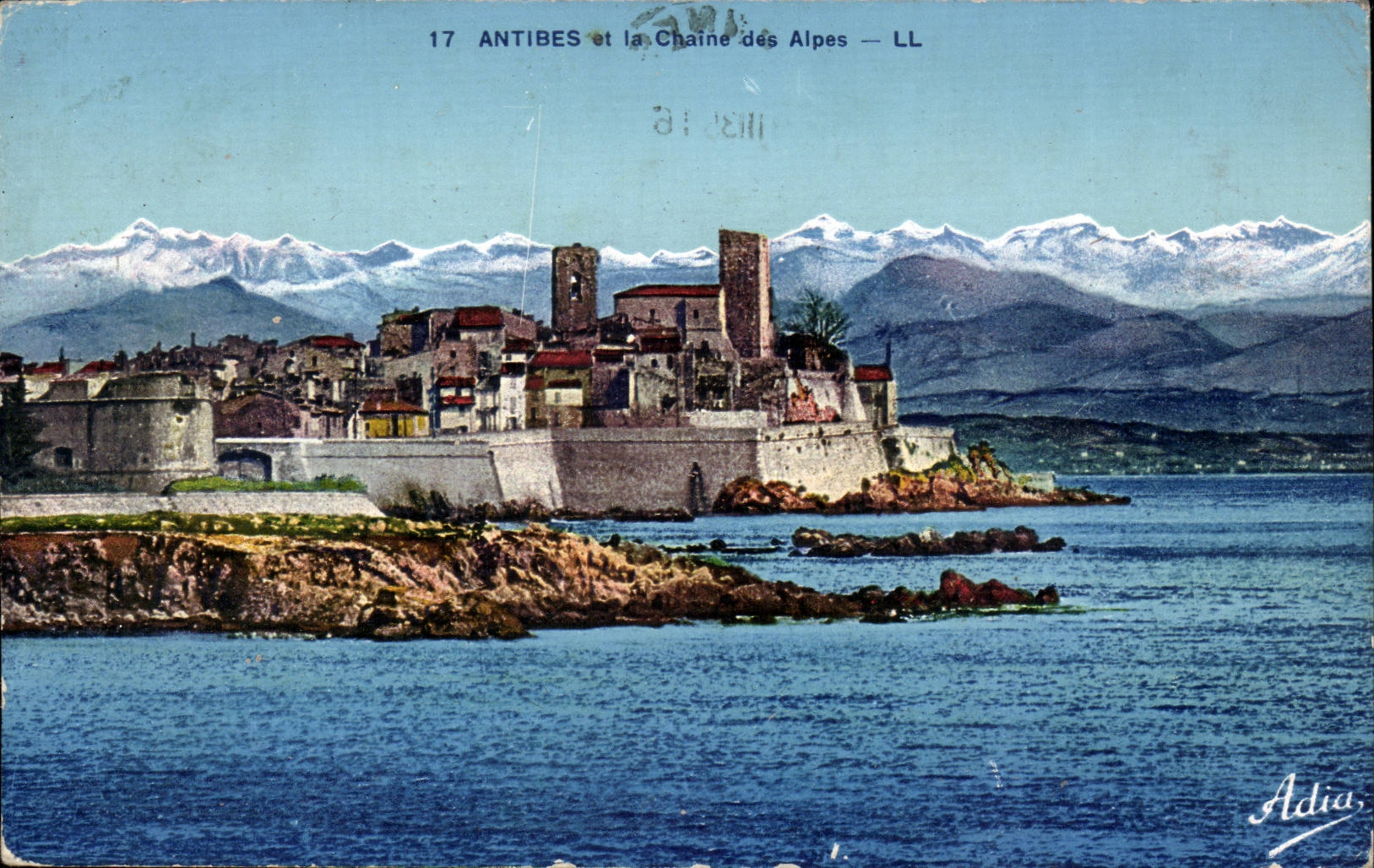 antibes - La Vieille Ville - la Chaine des Alpes - CPA 
