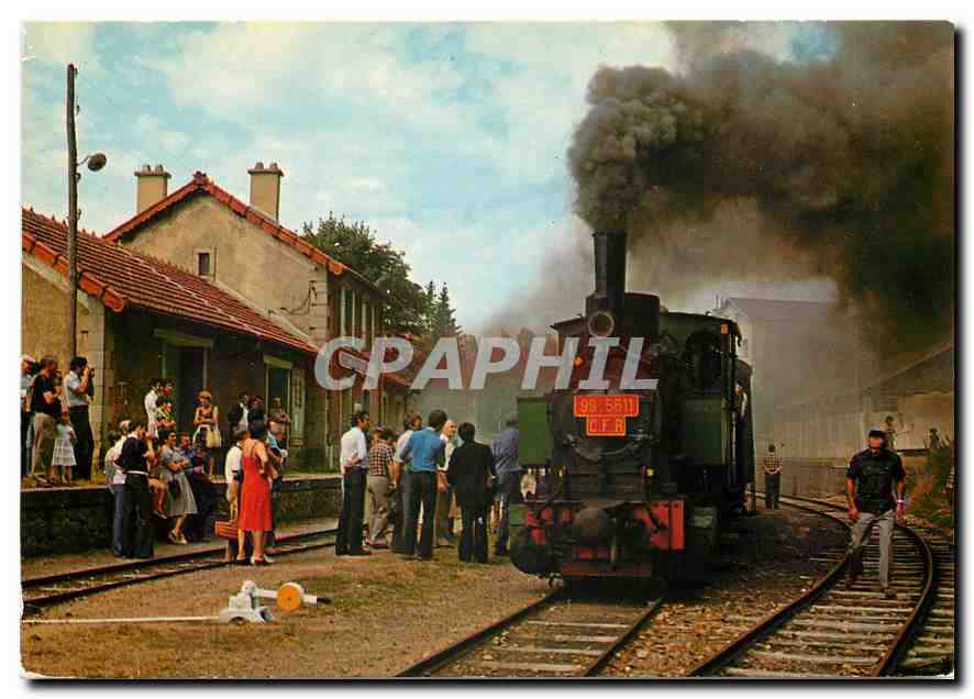 CPM Le Train à vapeur