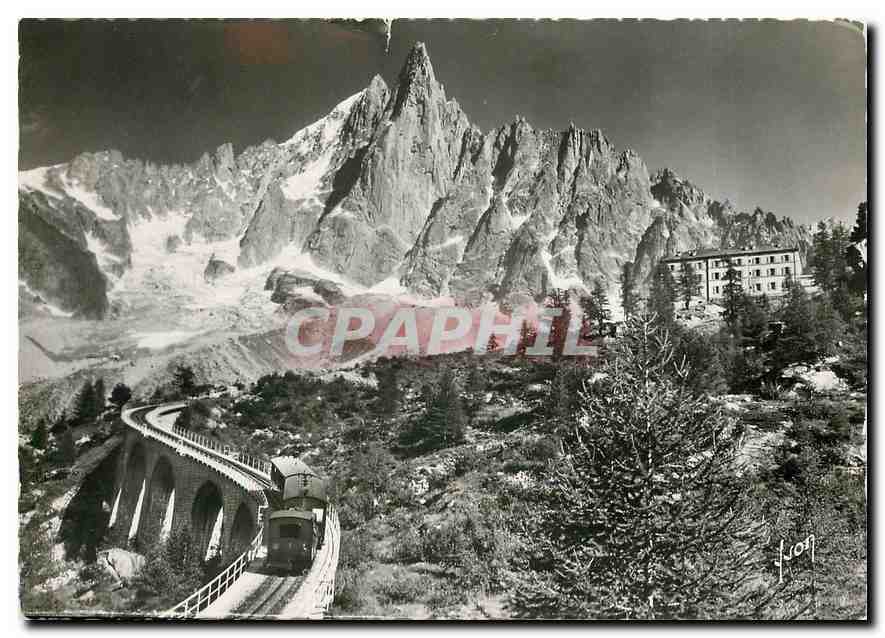 CPM CHAMONIX (Hte-Savoie) - L'Aiguille du Dru et l'hôtel du Montenvers