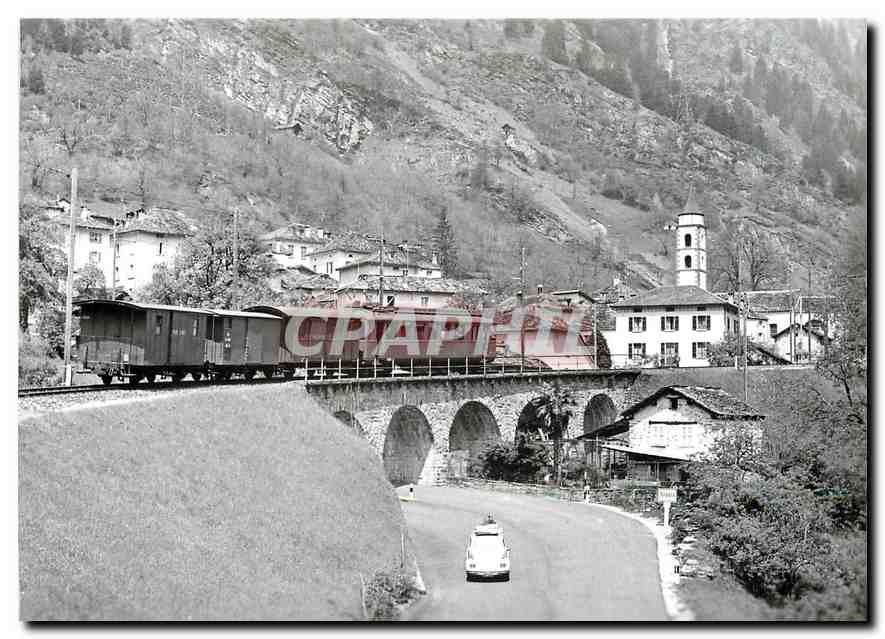 CPM Train pour Mesocco arrivant à Soazza