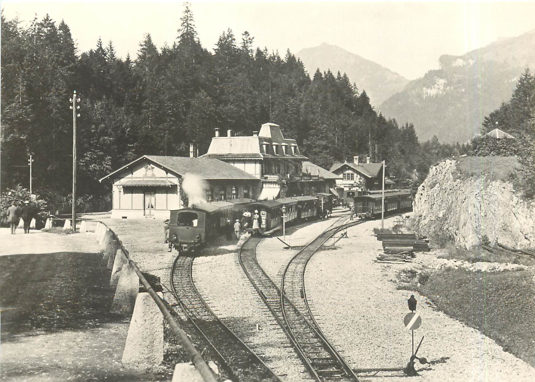 CPM Sommerlicher Hochbetrien auf dem Brunig zur Zeit der mit schragliegendem Kessel verseheren JS HG