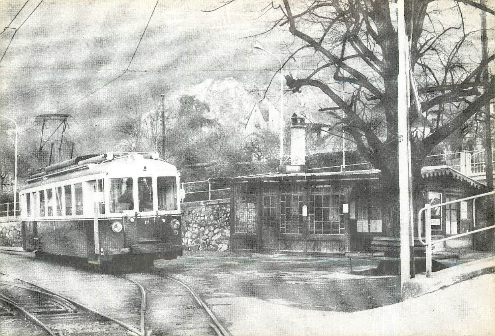 CPM Bde 4/4 111 en gare d'Olion 