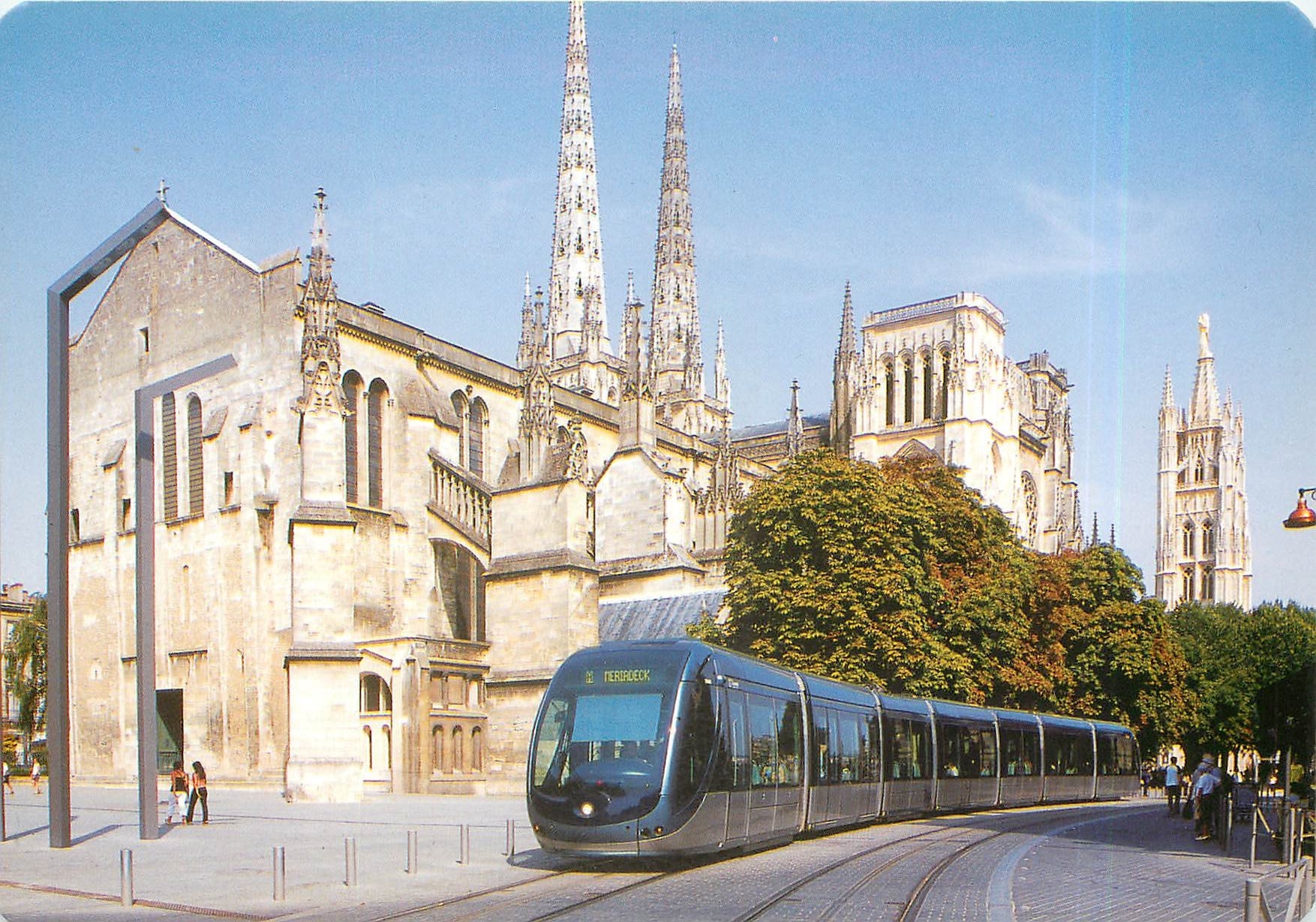 CPM Bordeaux La Cathedrale de St Andre