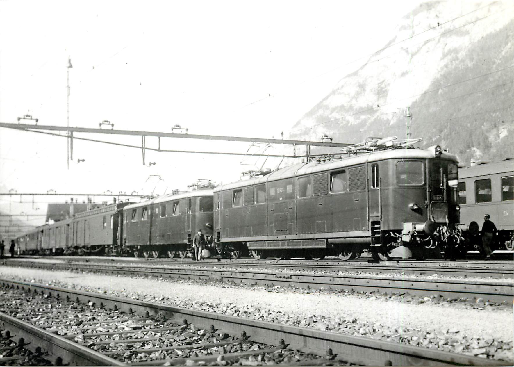 CPM Einwtige Gotthard-Schnellzugslok SBB Ae 4/6
