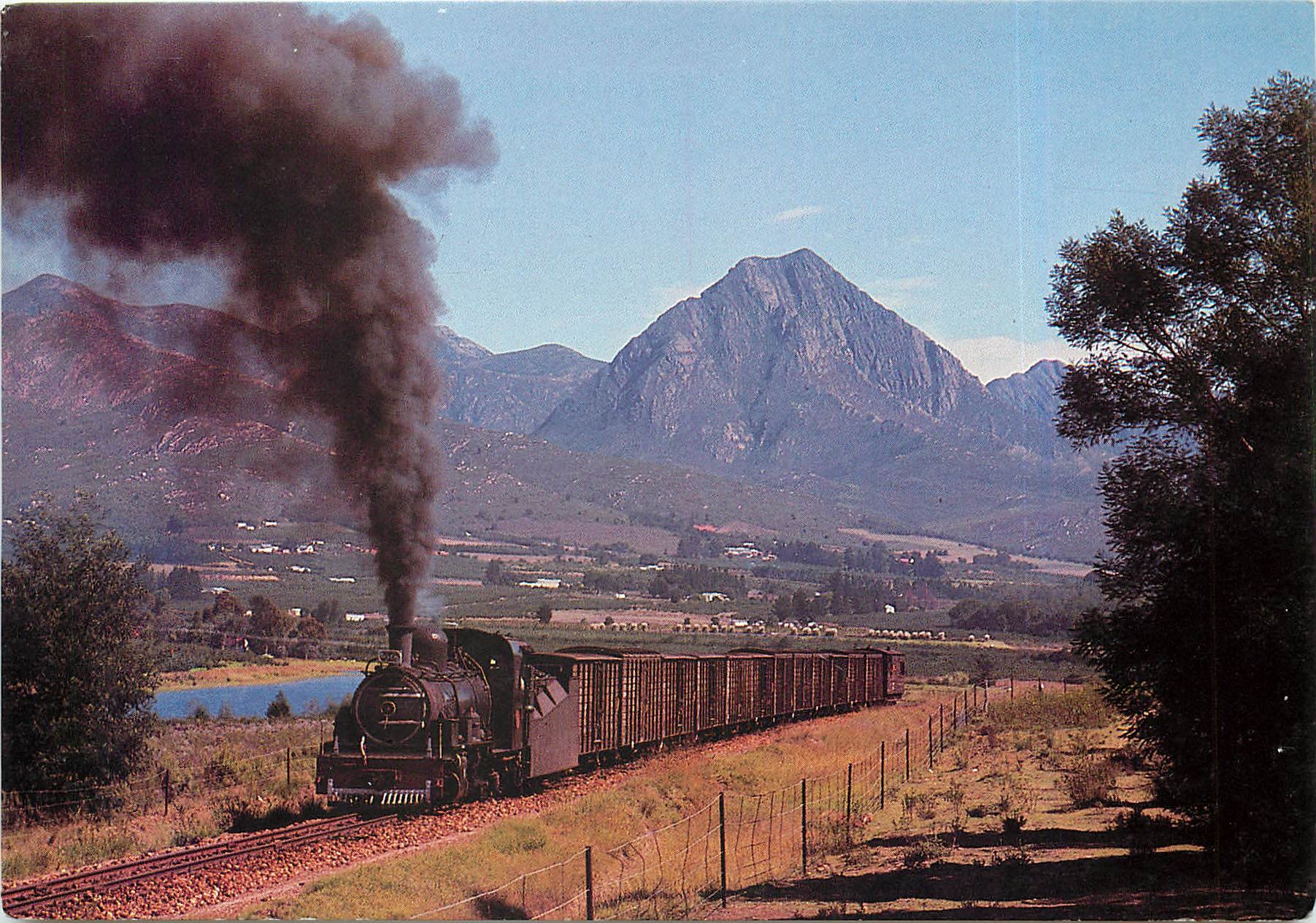 CPM South African Railways hauls appels in the Langkloof