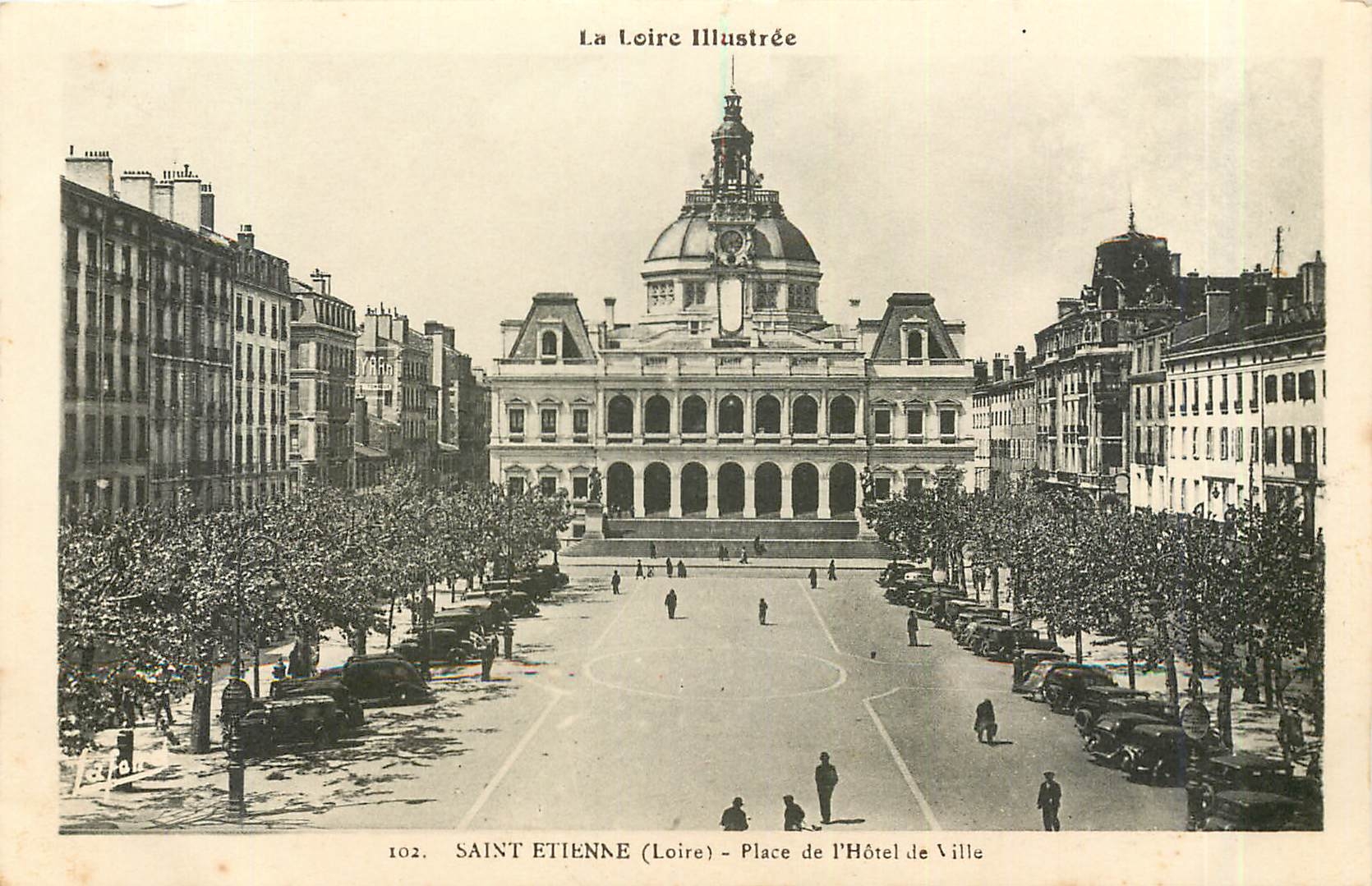 CPA 102.SAINT ETIENNE (LOIRE)-Place de l'Hotel de Ville