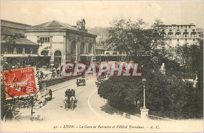 LYON - La Gare de Perrache et l'Hôtel Terminus - A. C.