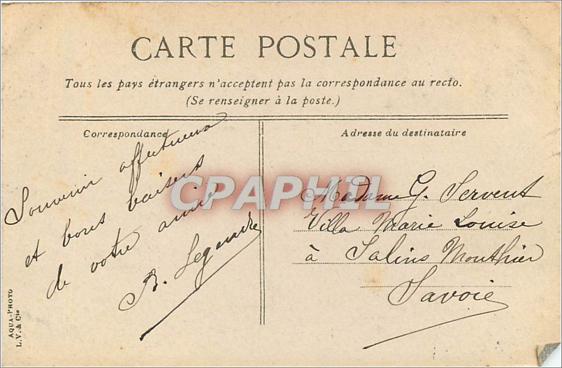 CPA TROUVILLE-Sur la place — Verso