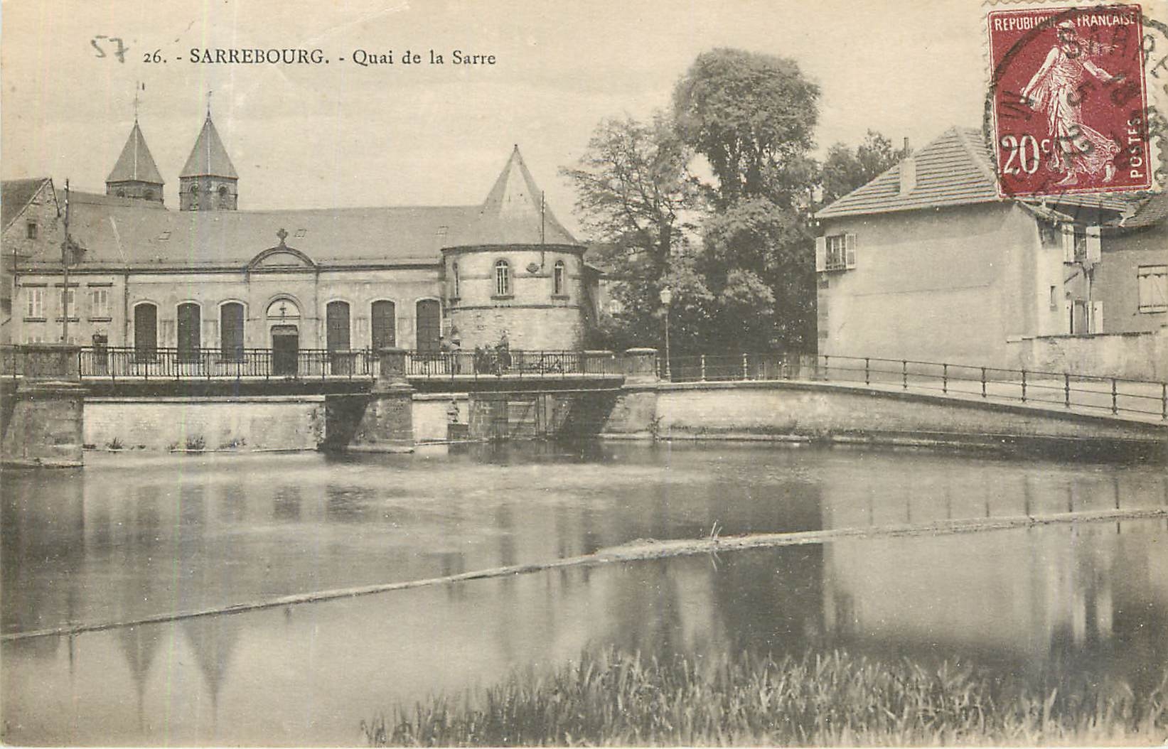 CPA SARREBOURG -Quai de la Sarre