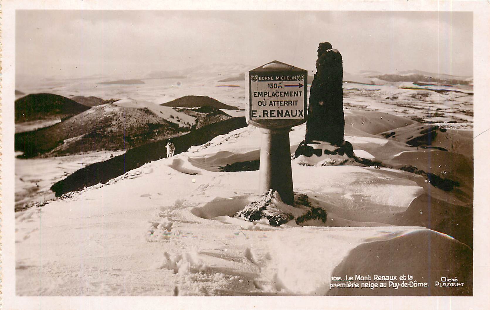 Le Mont Renaux et la première neige au Puy-de-Dôme — Borne Michelin 150 m — Cliché Plazanet