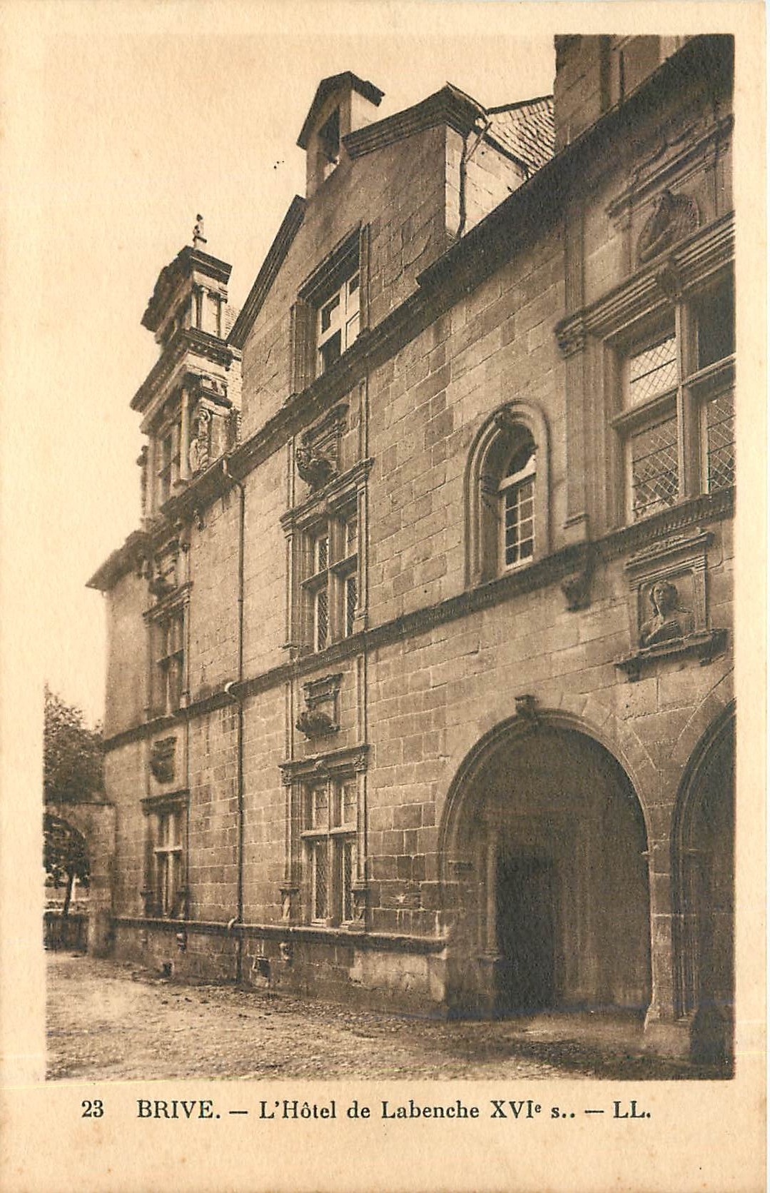 CPA BRIVE -l'Hotel de Labenche XVI s-LL