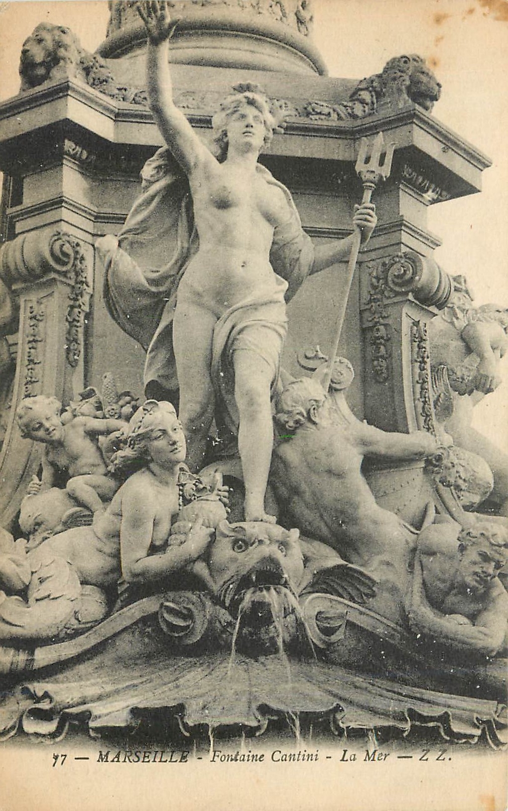 CPA MARSEILLE-Fontaine Cantini-LA Mer-ZZ