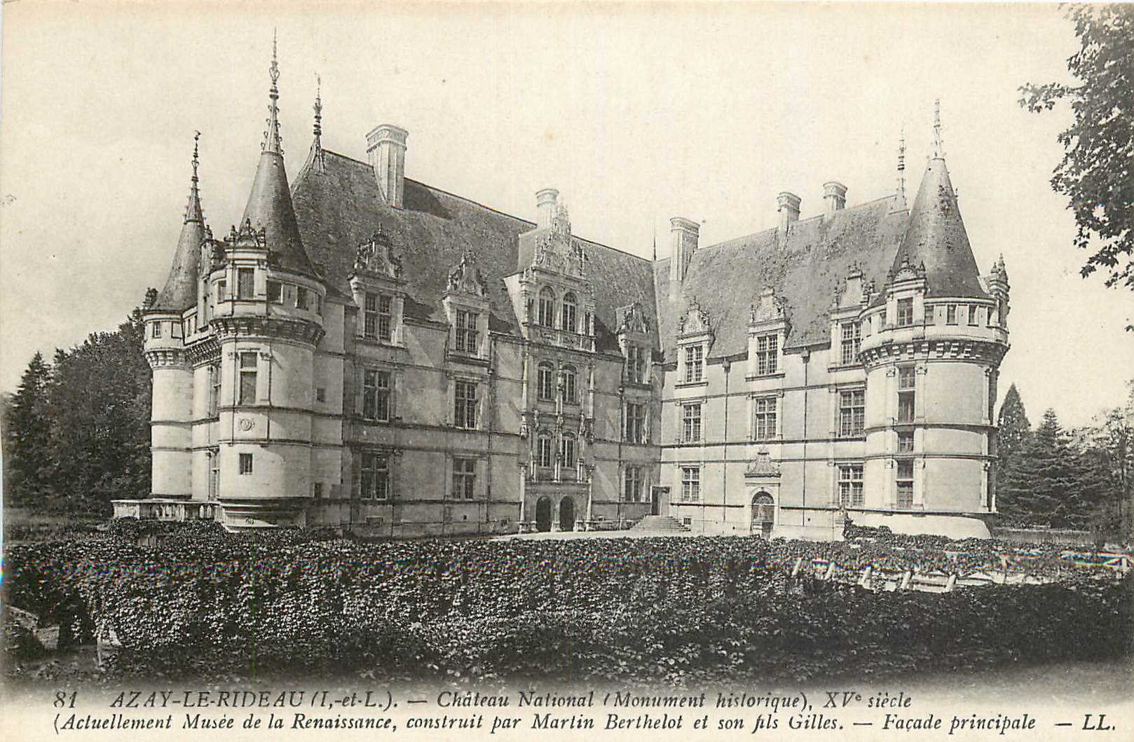 CPA Azay Le Rideau L et L Chateau National Facade principale 