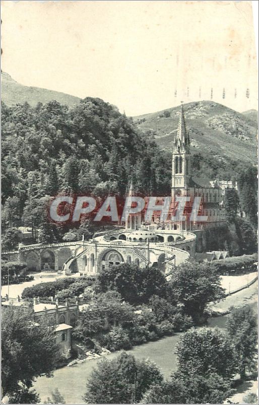 CPA Lourdes La Basilique et le Gare 