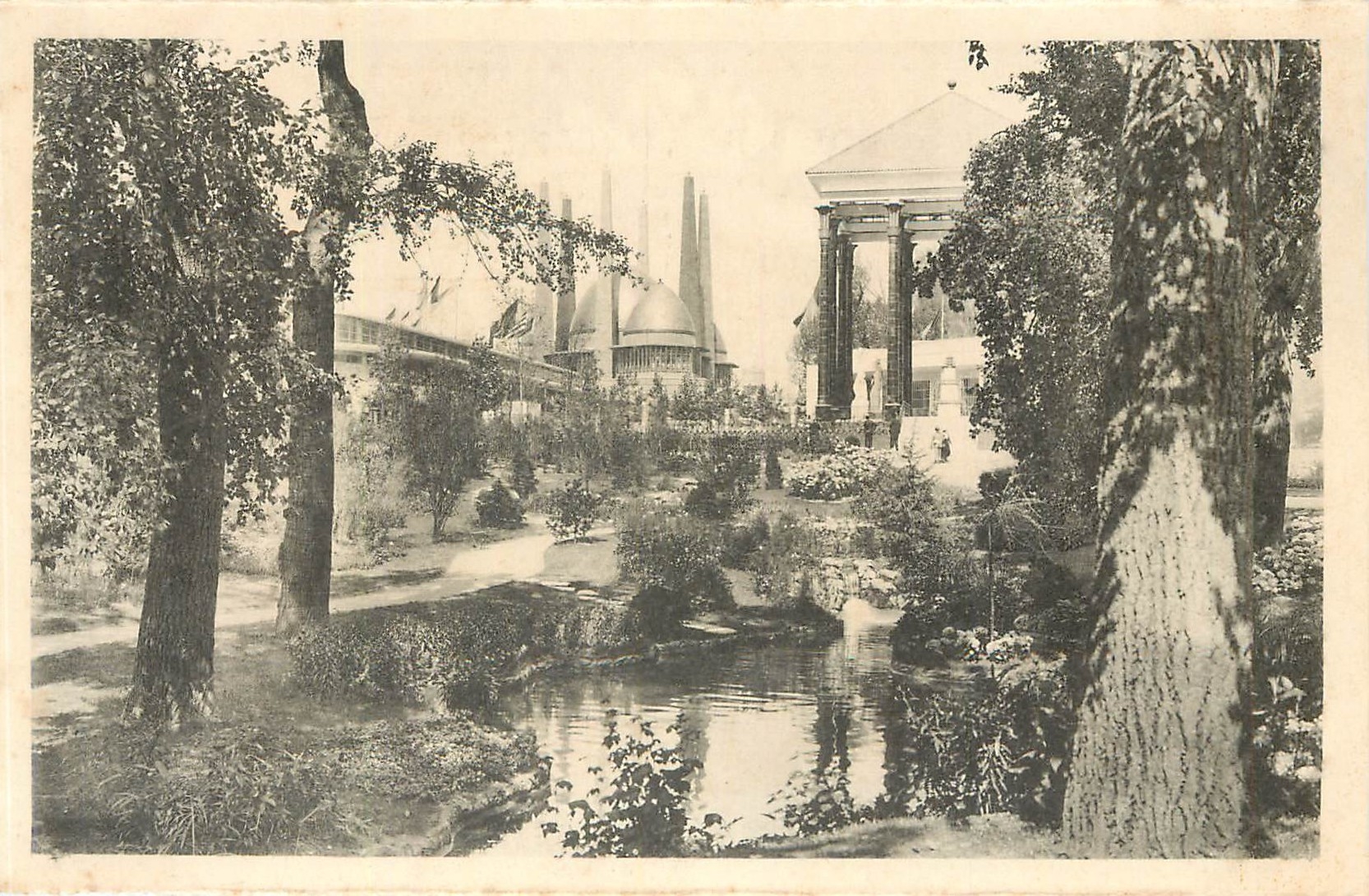Exposition Universelle, Bruxelles 1935 — Vue du parc — Édition Nouvelle