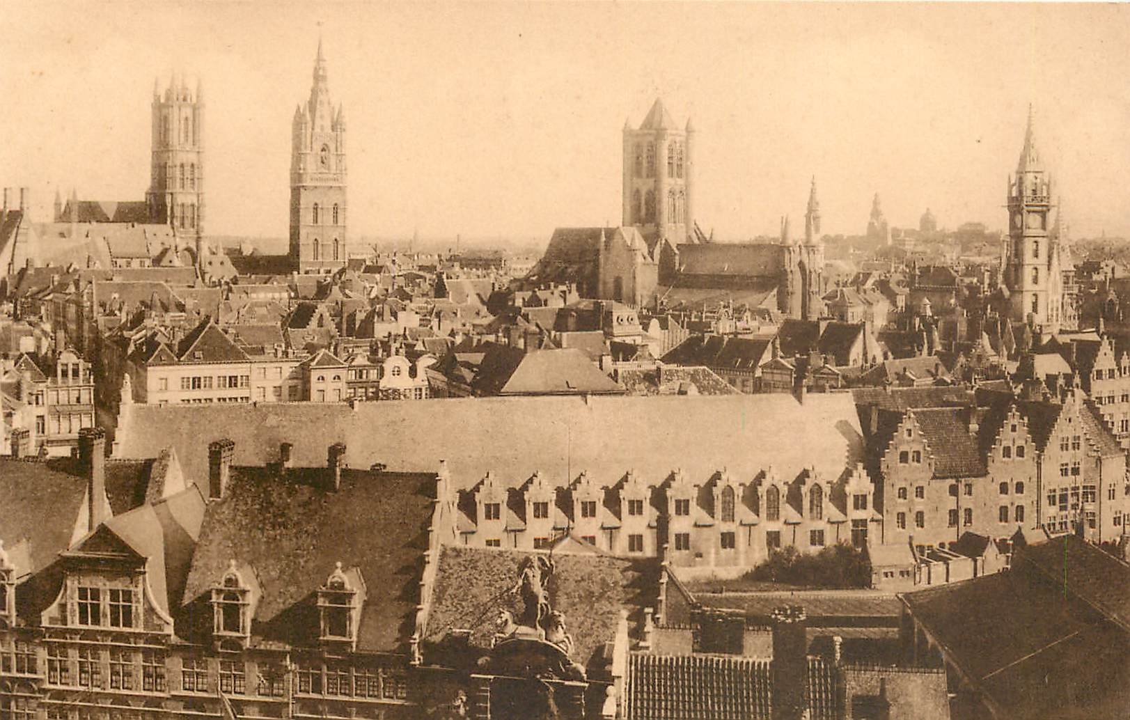 CPA Gand Panorama vu de la plat forme du Chatelet d'entree du Chateau des Comtes 