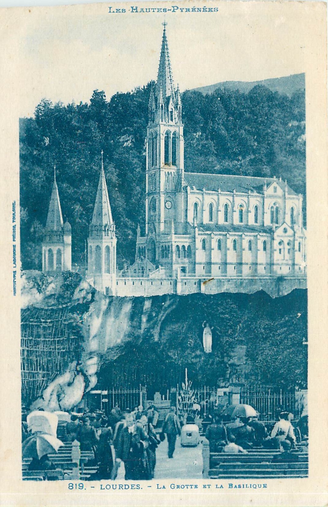 CPA Les Hautes Pyrenees Lourdes La Grotte et la Basilique 