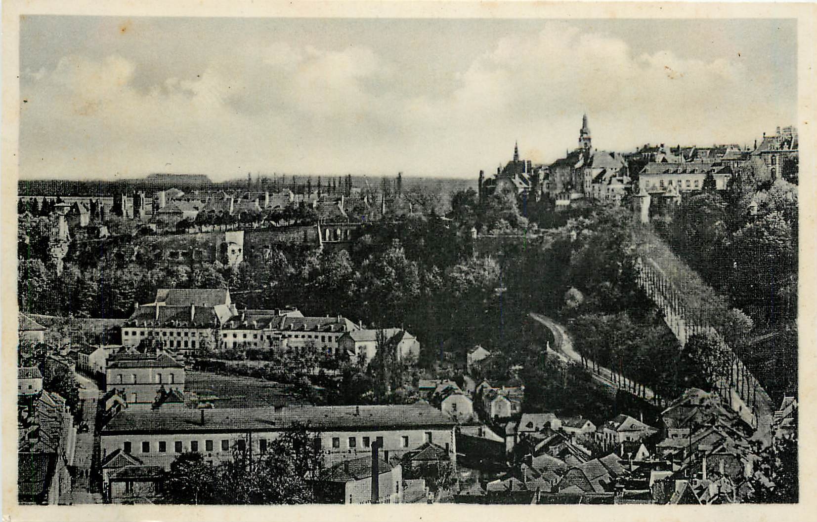 CPA Luxembourg Ville haute et Pfaffenthal 