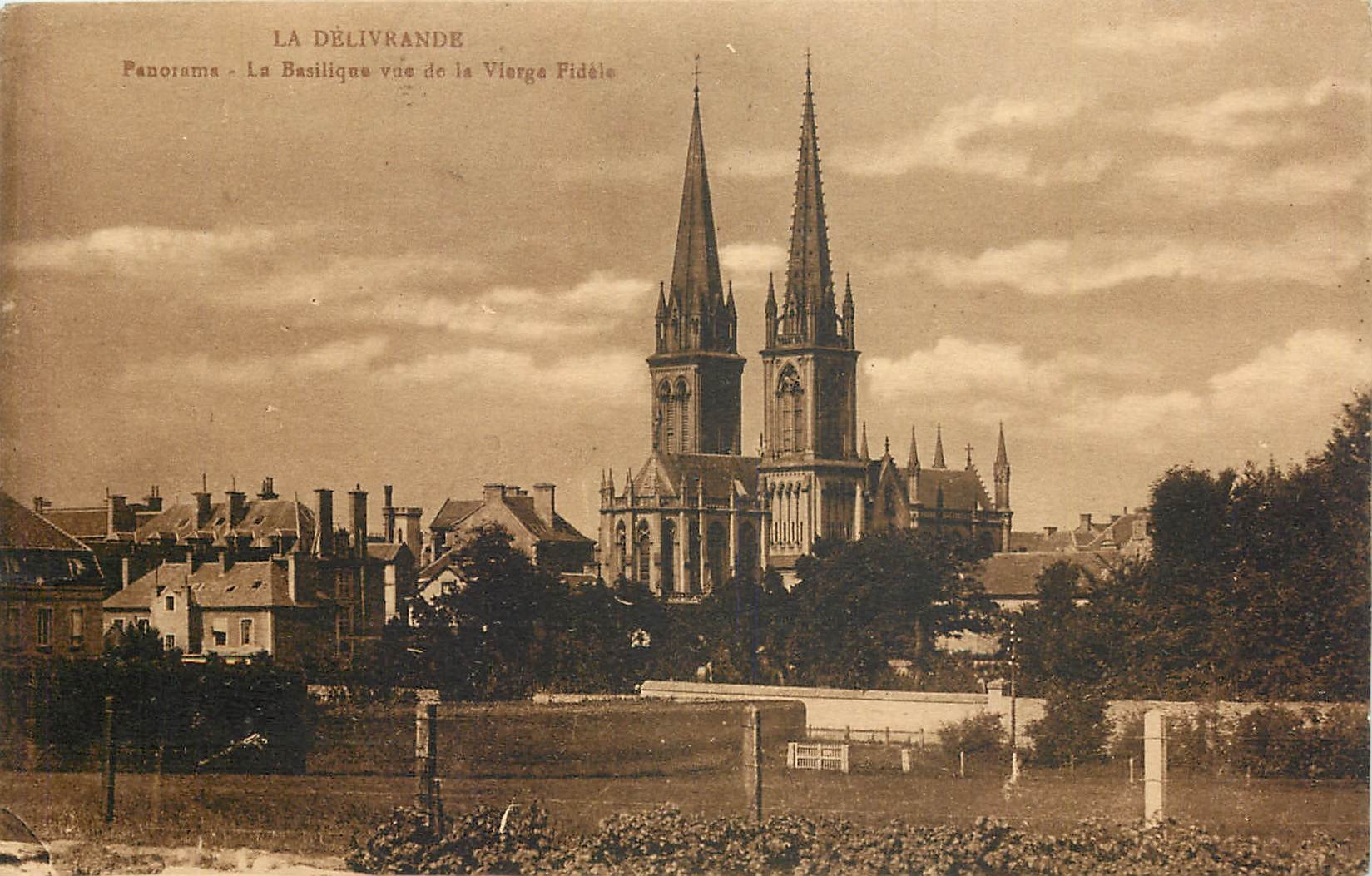 CPA La Delivrande Panorama La Basilique vue de la Vierge Fidele 