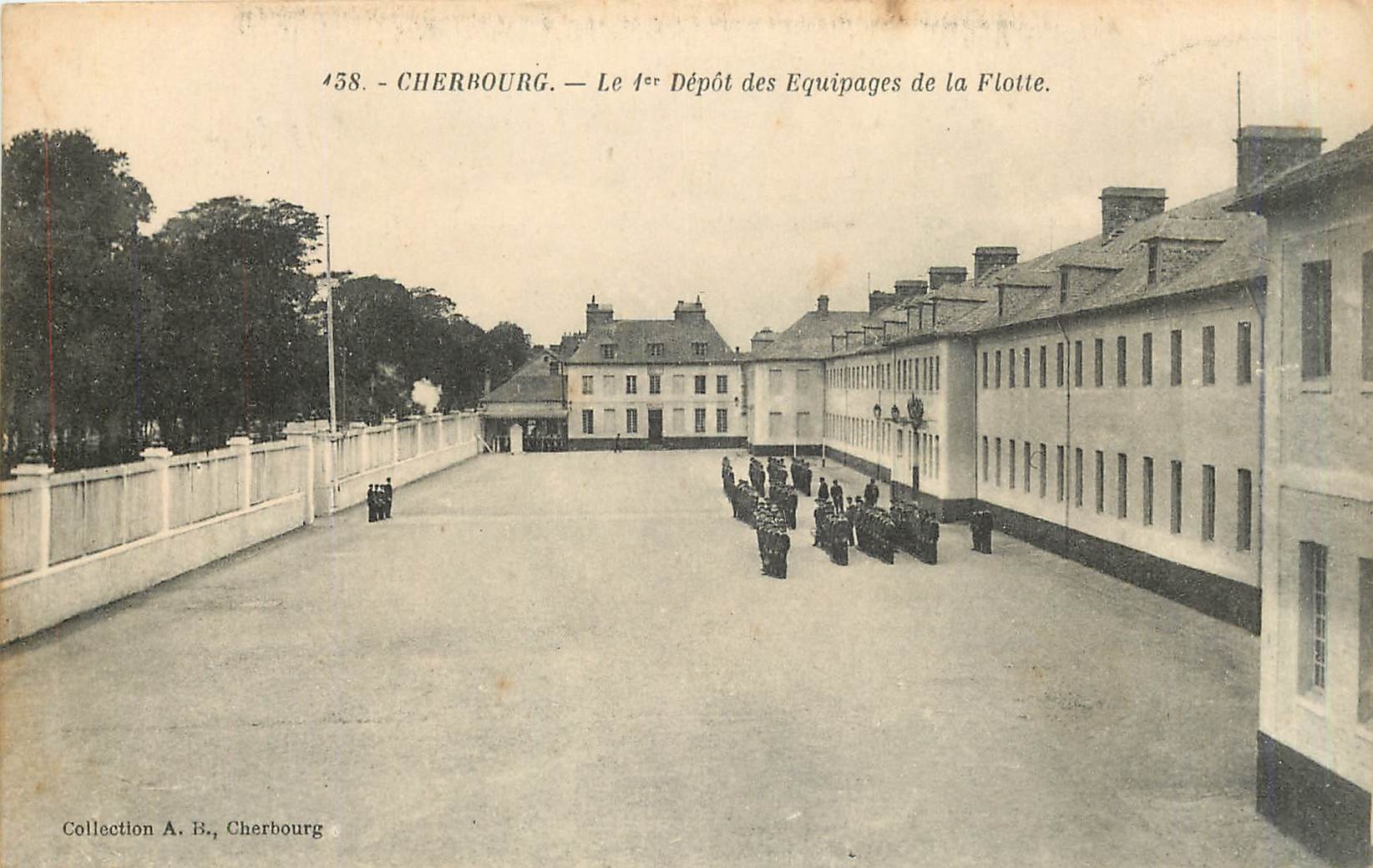 CPM Cherbourg Le 1er Depot des Equipages de la Flotte Militaria