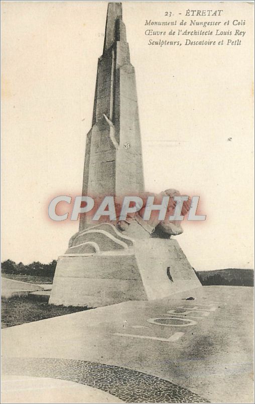 CPA Etretat Monument de Nungesser et Cote Ceuvre de l'Architecte Louis Rey Sculpteurs Descatoire et 