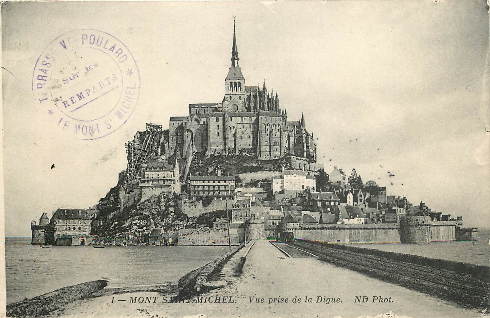 CPA Mont Saint Michel Vue prise de la Dique 