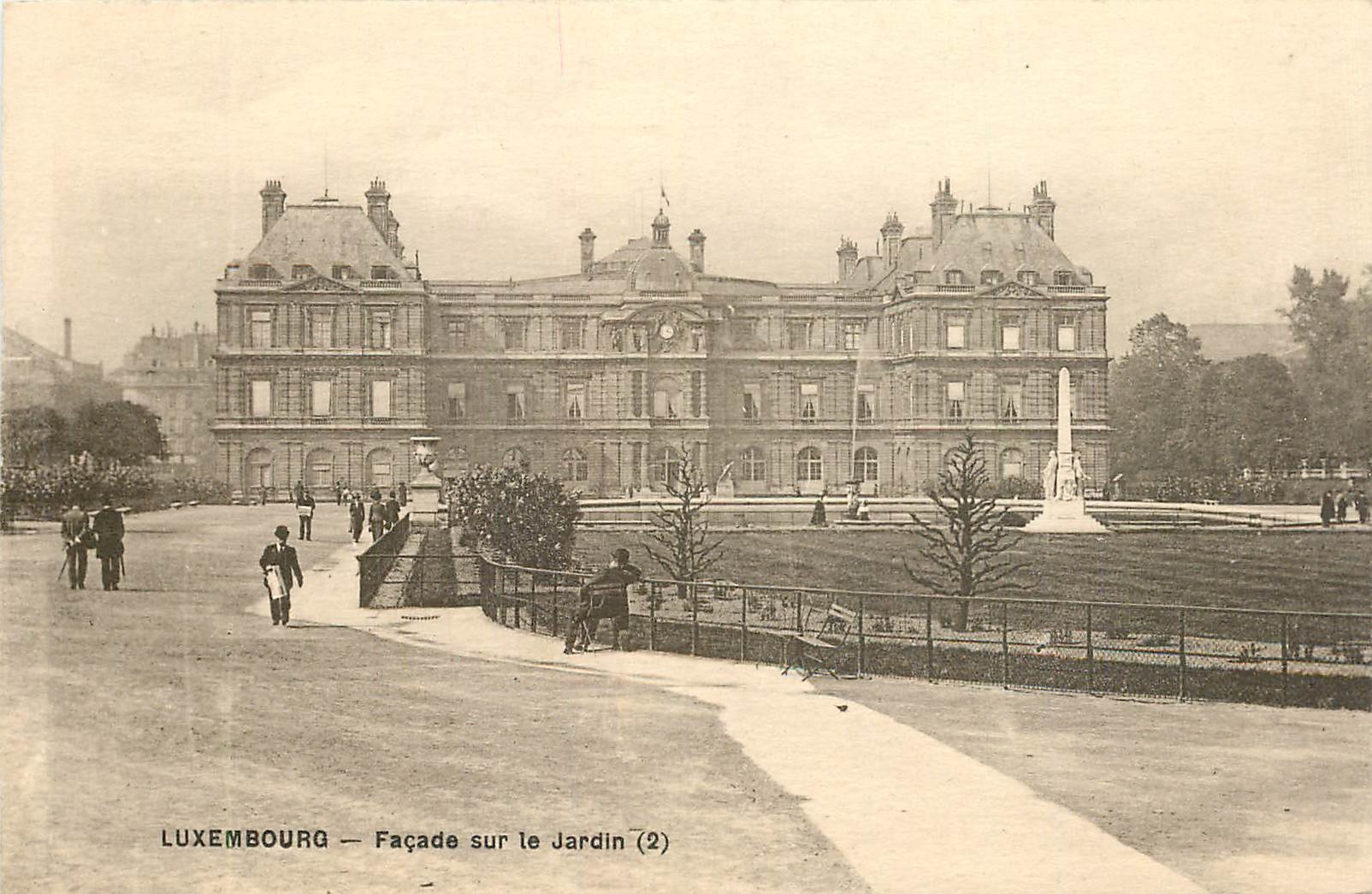 CPA Luxembourg Facade sur le Jardin 