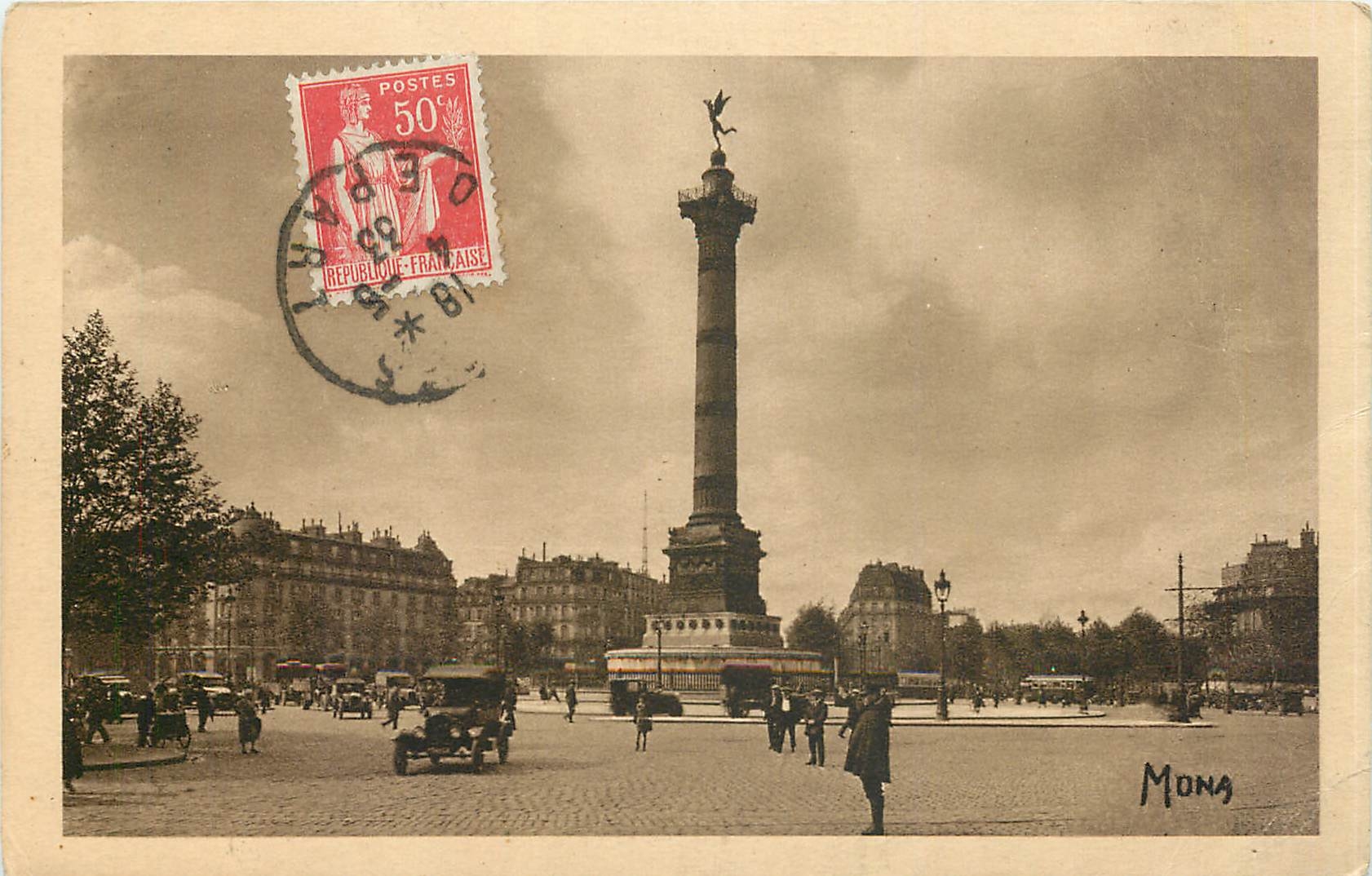 CPA Paris La Place de la Bastille et la Colonne de Juillet 