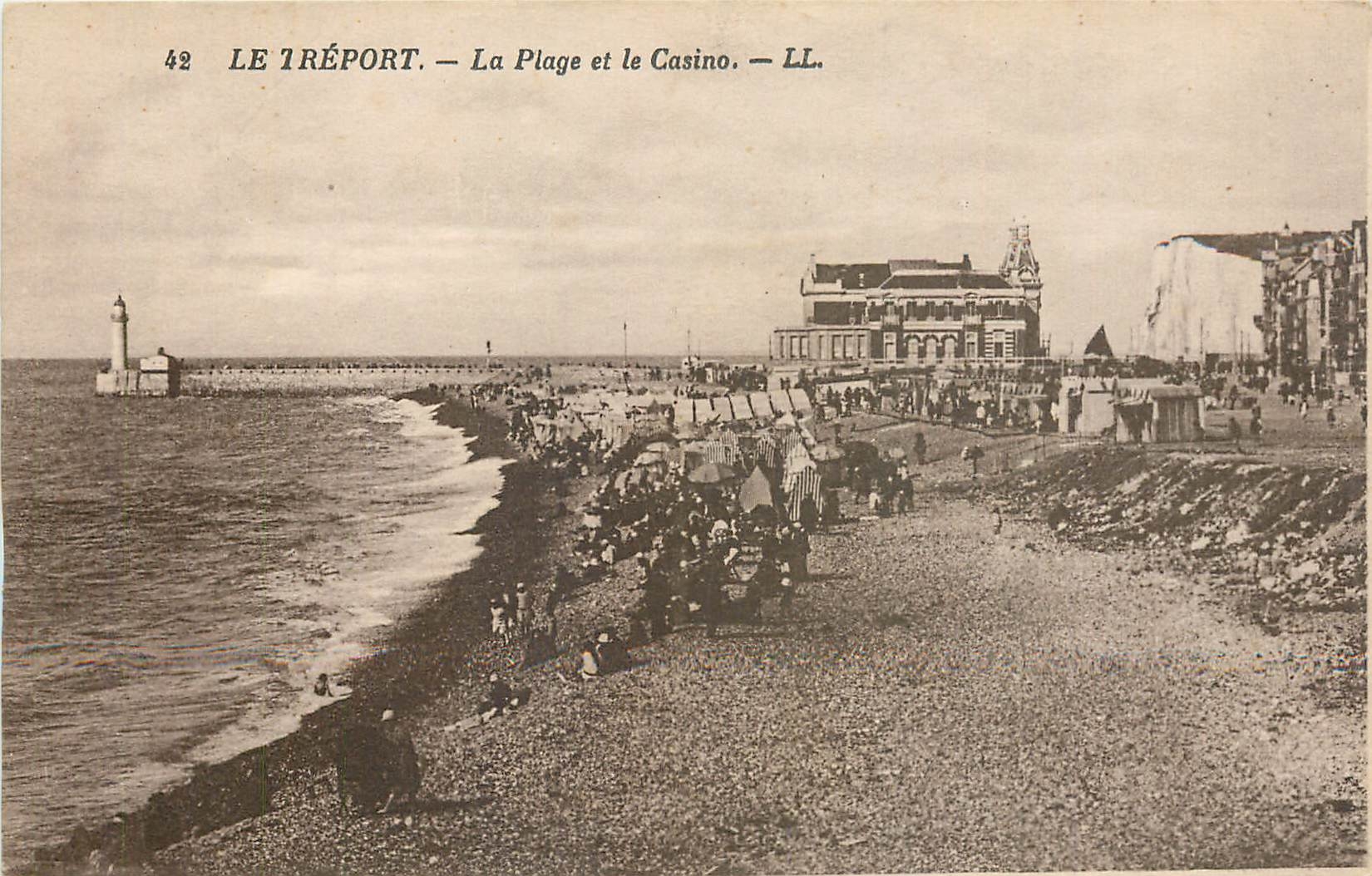 CPA Le Treport Le Plage et le Casino 