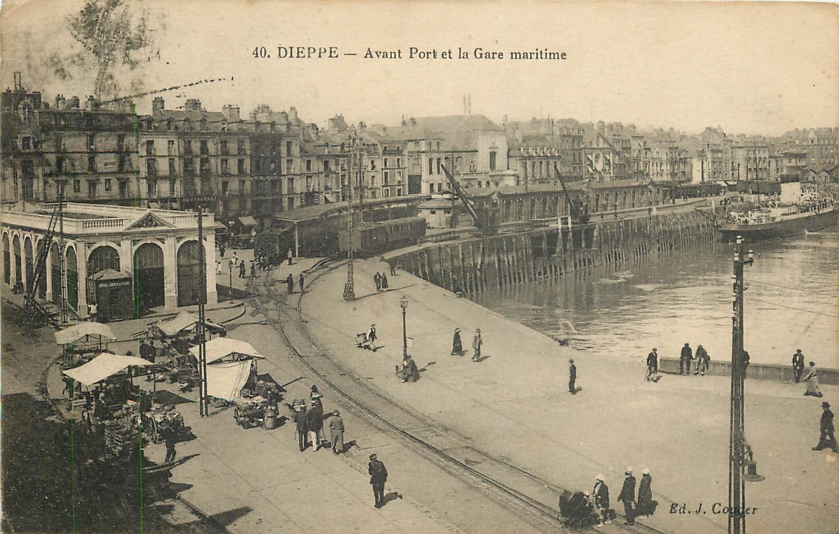 CPA Dieppe Avant Port et la Gare maritime Train