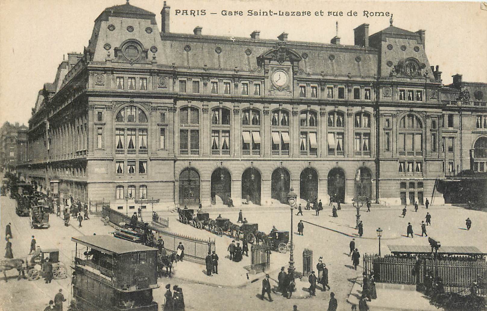 CPA Paris Gare Saint Lazare et rue de Rome 