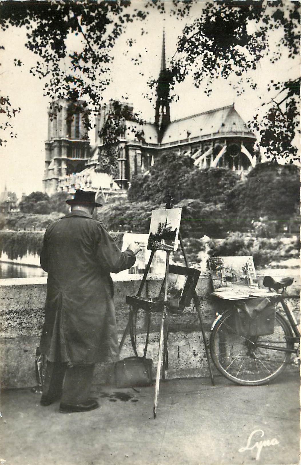 CPM Les Quais de Paris L'Artiste Peintre Velo Cycle