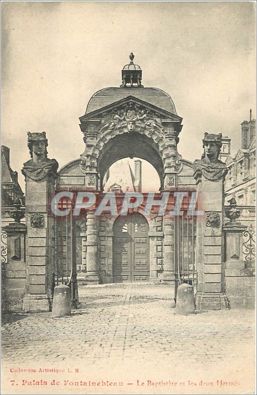 Palast von Fontainebleau — Der Taufstein und die beiden Hermes — Künstlerische Sammlung L. M.