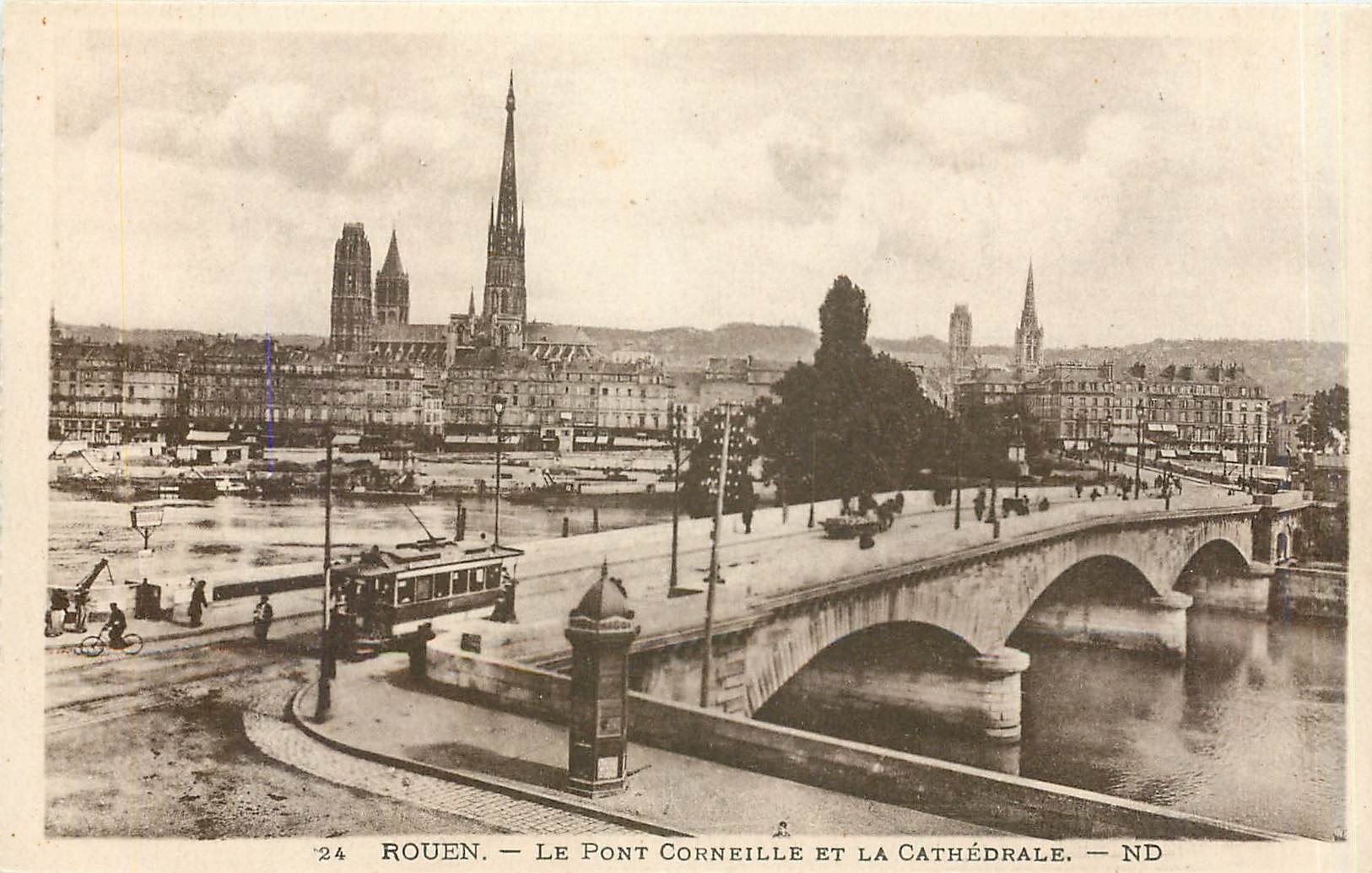 CPA Rouen Le Pont Corneille et la Cathedrale 