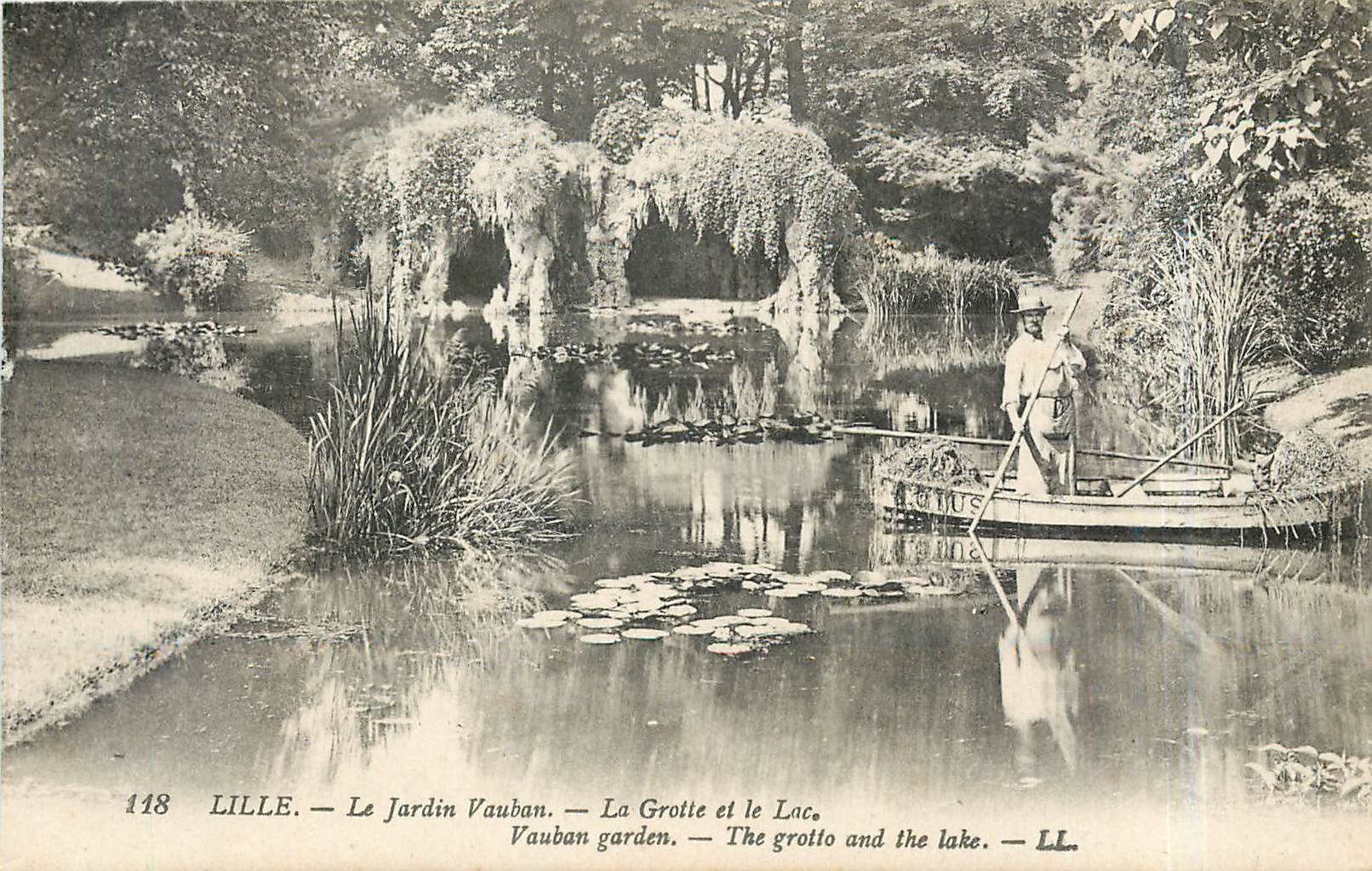 CPA Lille Le Jardin Vauban La Grotte et le Lac 