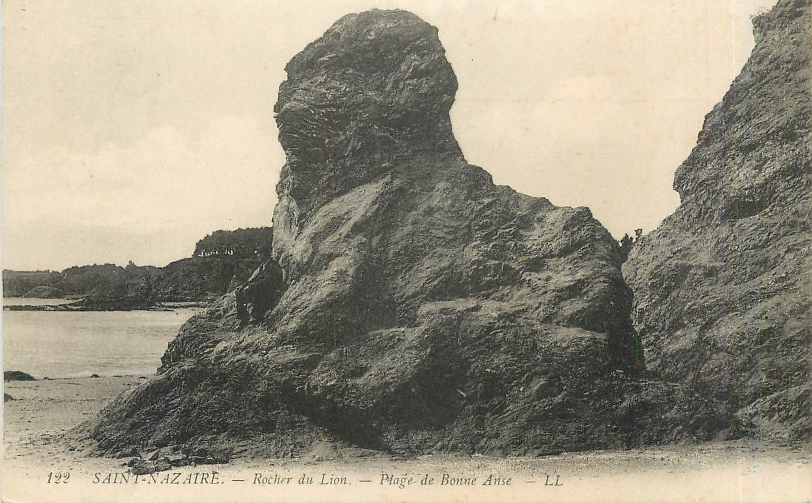 CPA Saint Nazaire Rocher du Lion Plage de Bonne Annee 