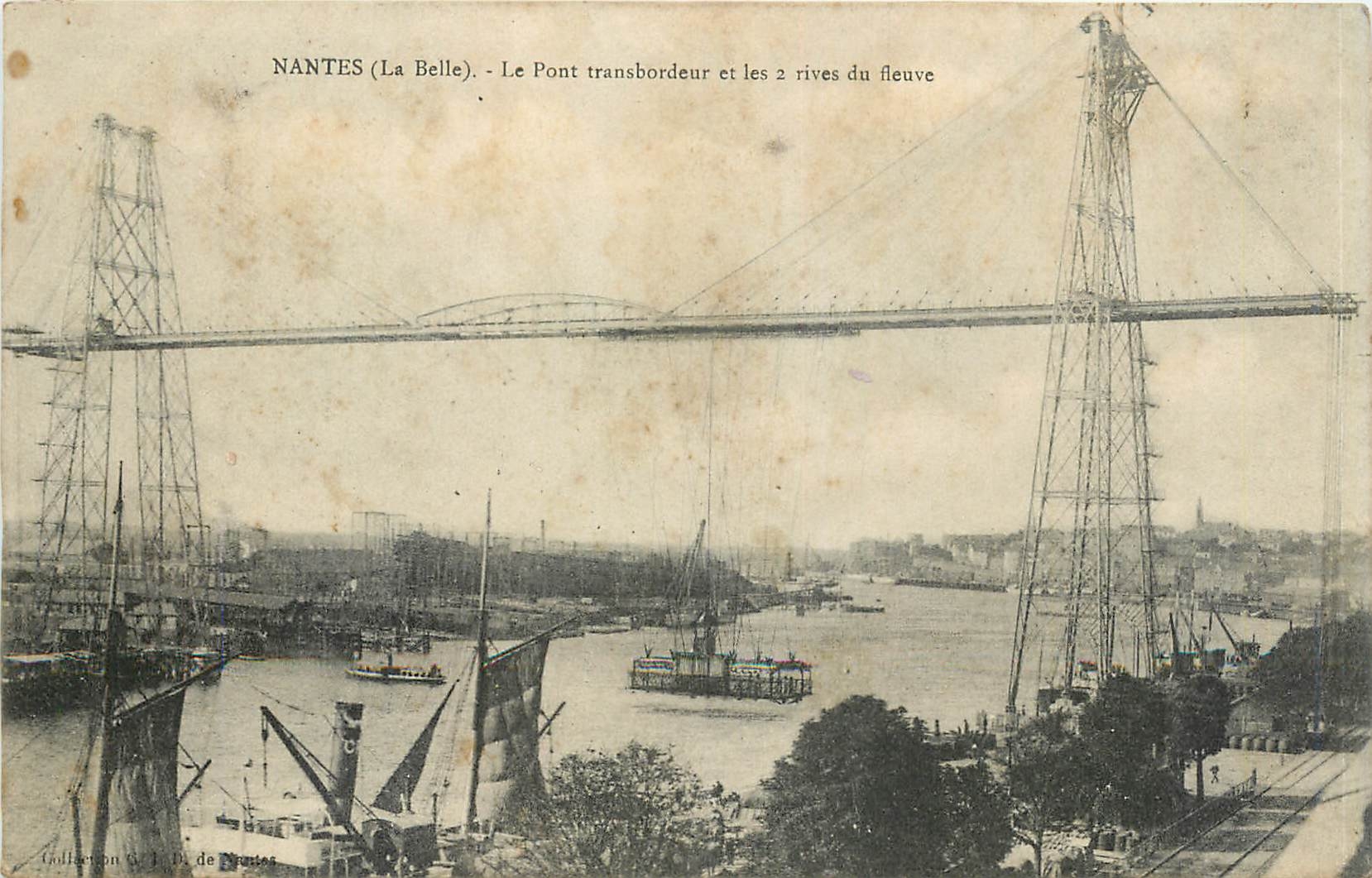 CPA Nantes La Belle Le Pont transbordeur et les 2 rives du fleuve 