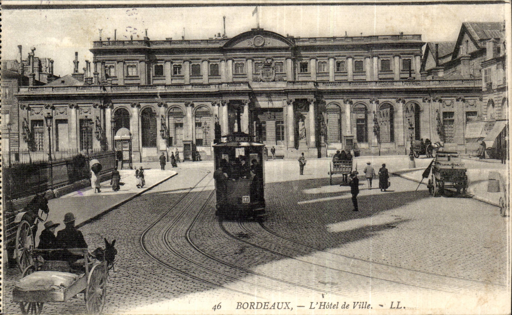 Bordeaux - L'Hotel de Ville - tramway - cheval - CPA 