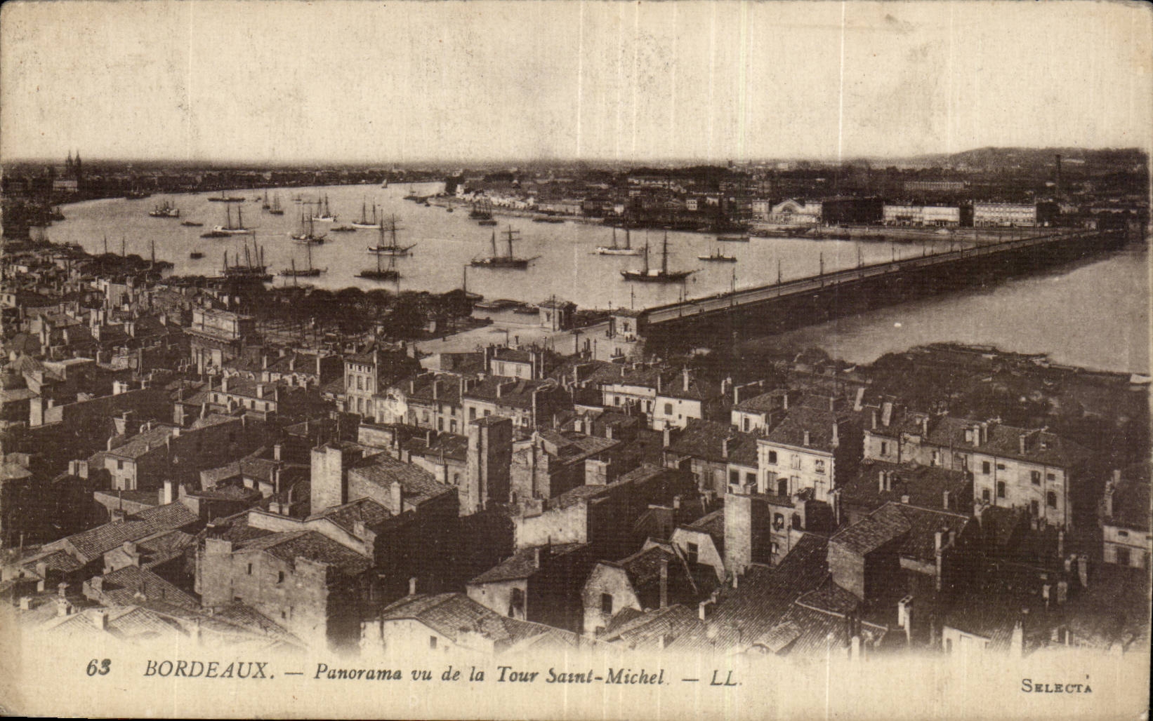 Bordeaux - panorama vu de la Tour saint Michel - CPA 