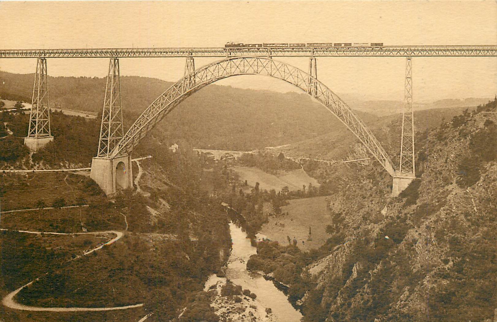 Viaduc de Gerabat — Vallée de la Truyère — éditeur Arts et Industries, Toulouse