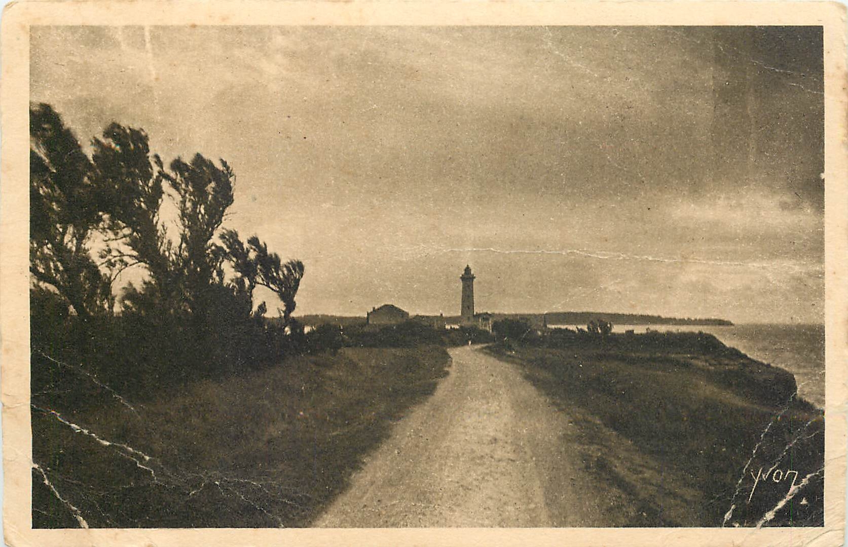 CPA Royan Route de Royan a St Georges de Didonne 